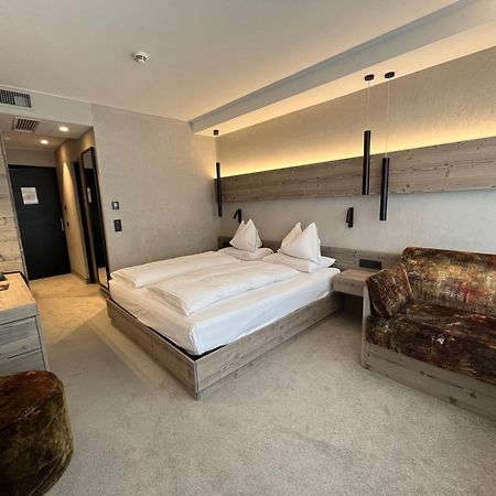 Bonfanti Design Hotel Chienes Esterno foto