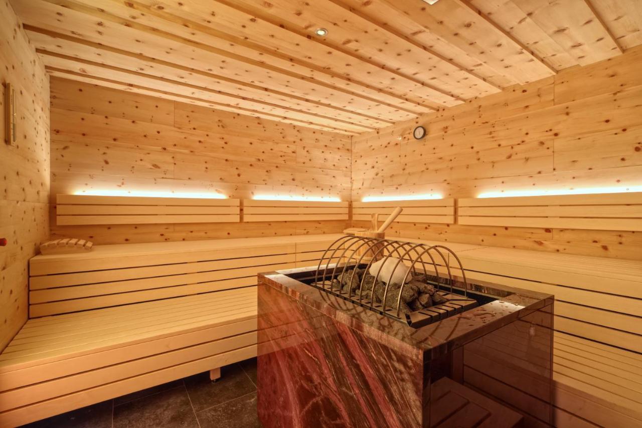 Bonfanti Design Hotel Chienes Esterno foto