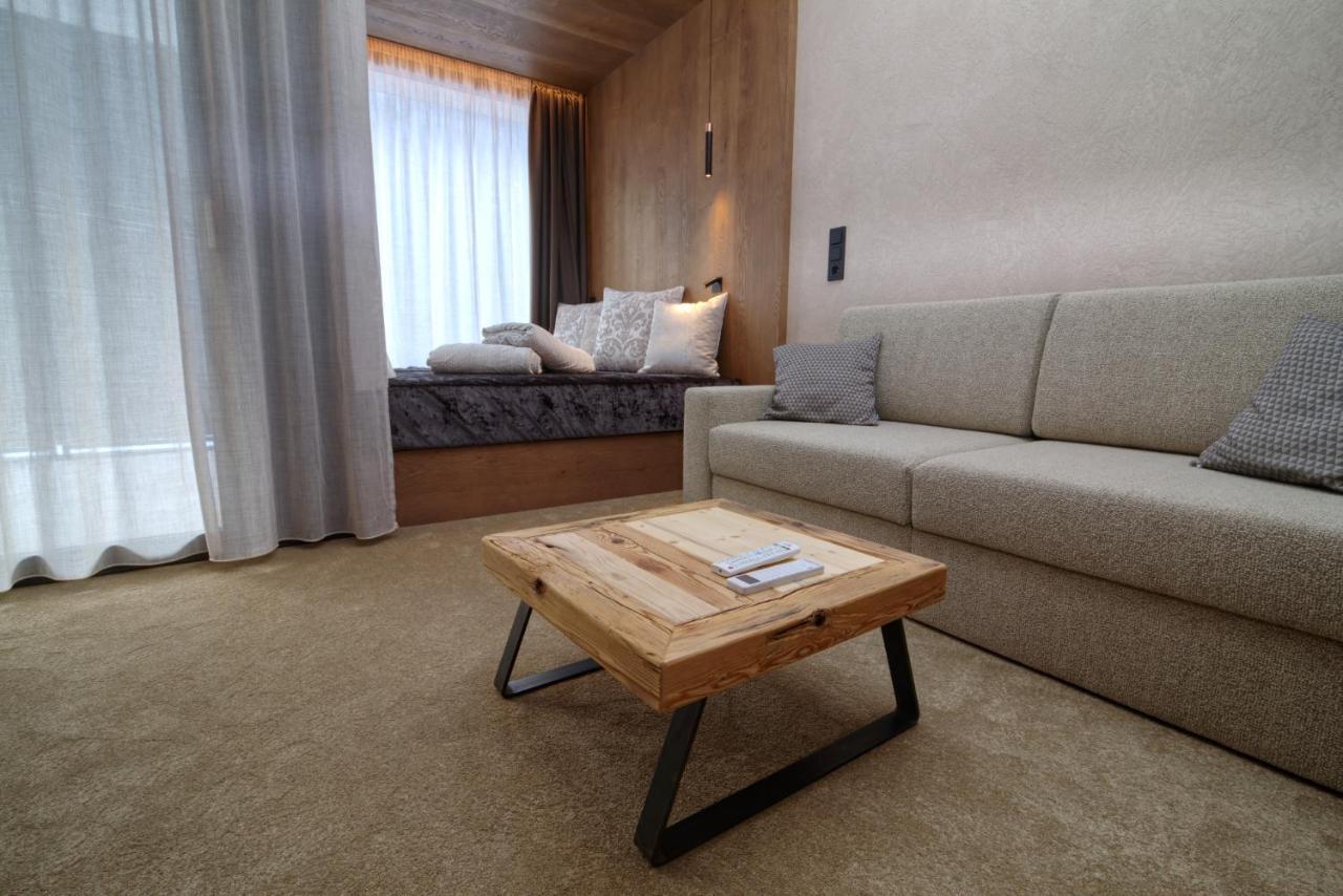 Bonfanti Design Hotel Chienes Esterno foto