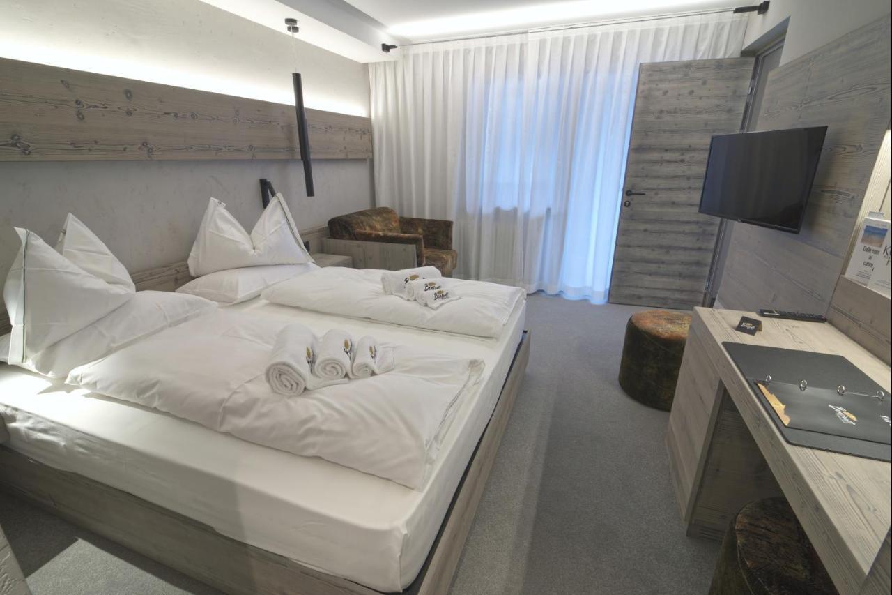Bonfanti Design Hotel Chienes Esterno foto
